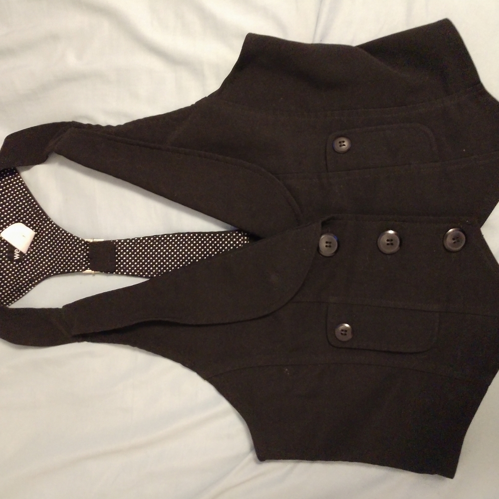 Black vest